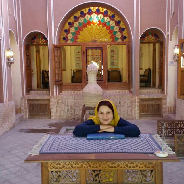 ليلی دولت آبادی